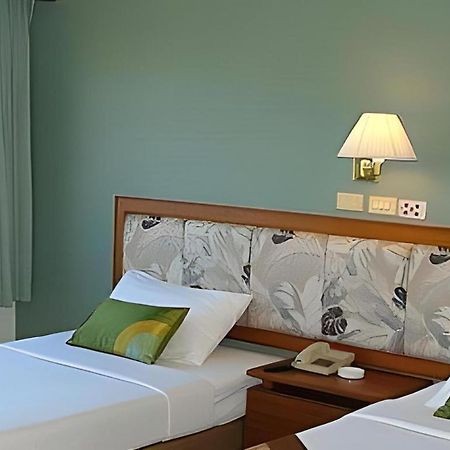 The Park Hotel Pattaya Esterno foto