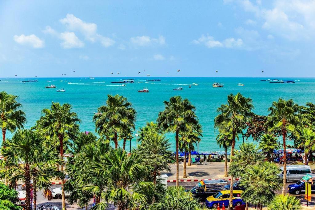 The Park Hotel Pattaya Esterno foto