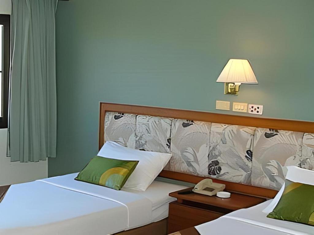 The Park Hotel Pattaya Esterno foto