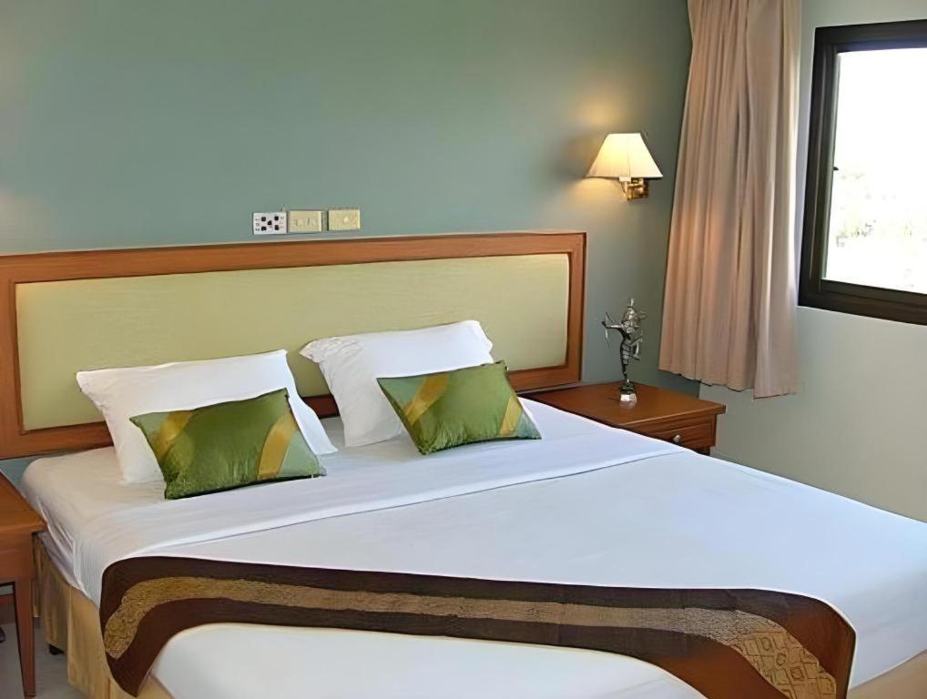 The Park Hotel Pattaya Esterno foto