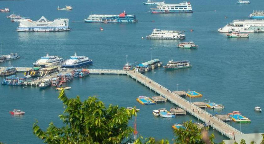 The Park Hotel Pattaya Esterno foto