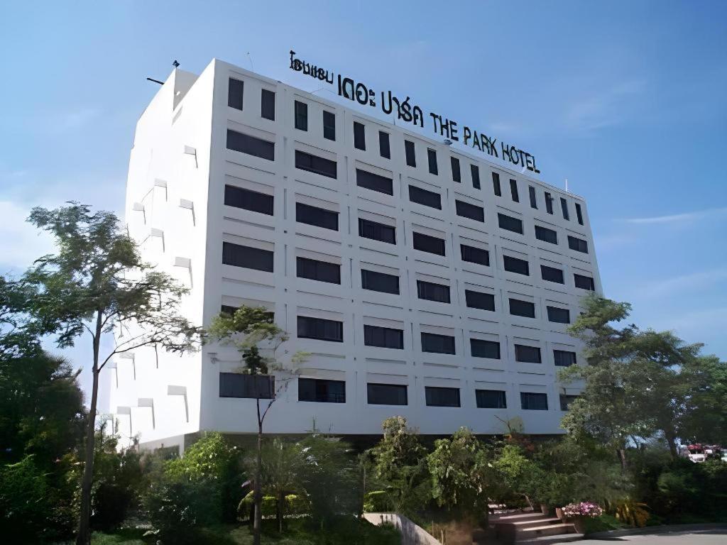 The Park Hotel Pattaya Esterno foto
